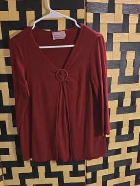 Women’s Long Sleeve V-Neck Burgundy Maternity Top with Ring Detail